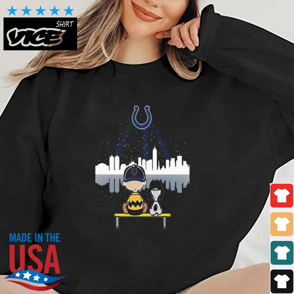 Charlie Brown And Snoopy Dog Watching City Indianapolis Colts Shirt