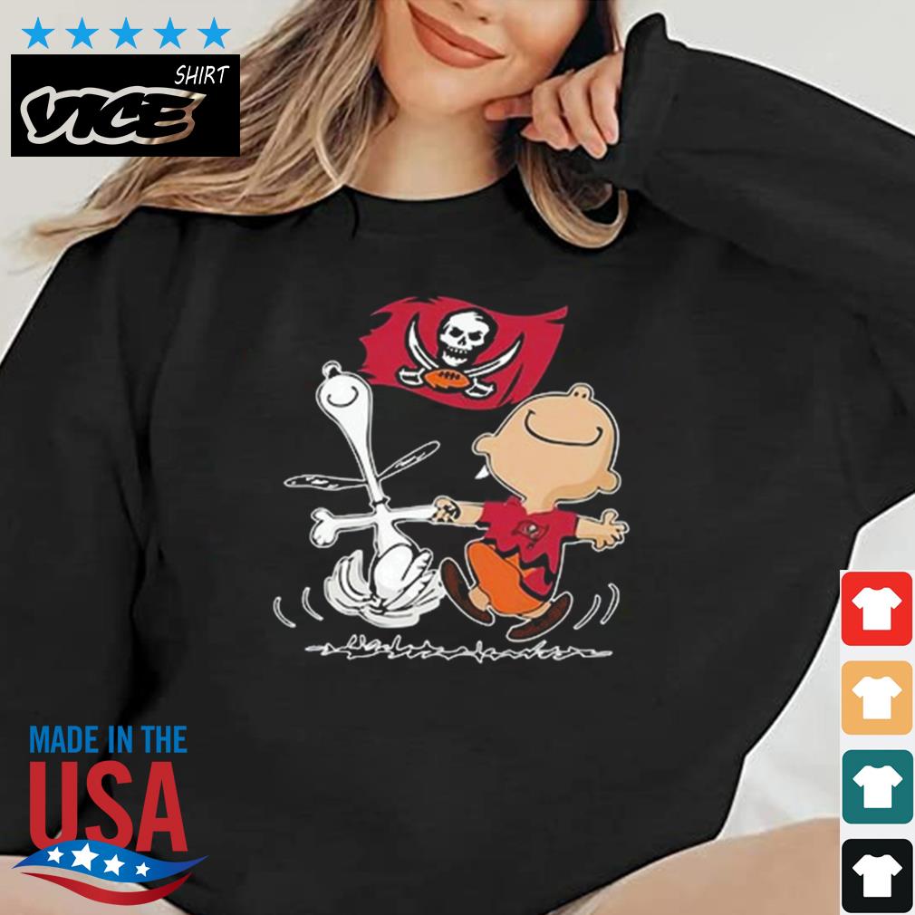 NFL Tampa Bay Buccaneers Charlie Brown Snoopy Dancing Shirt