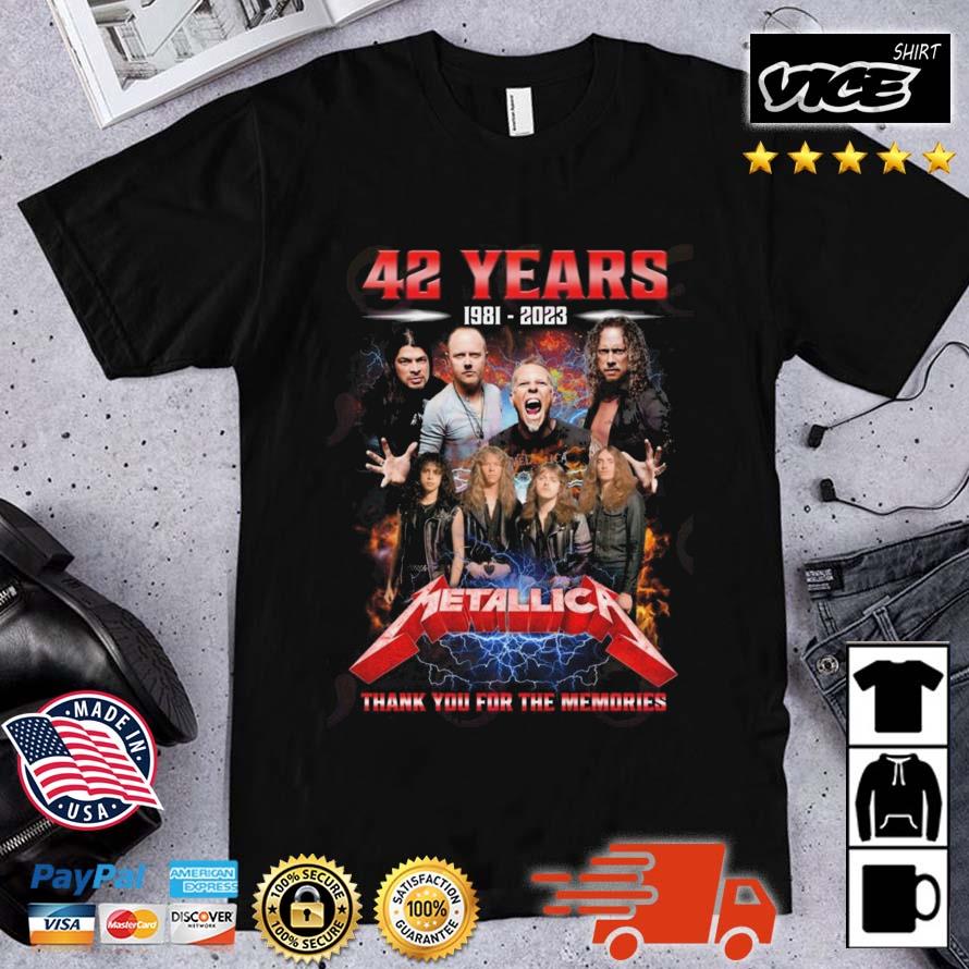 42 Years 1981 – 2023 Metallica Thank You For The Memories Red Tone Shirt